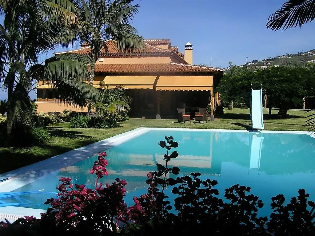 Apartment Lujoso Apartamento En Finca Robles 2 La Orotava Spain